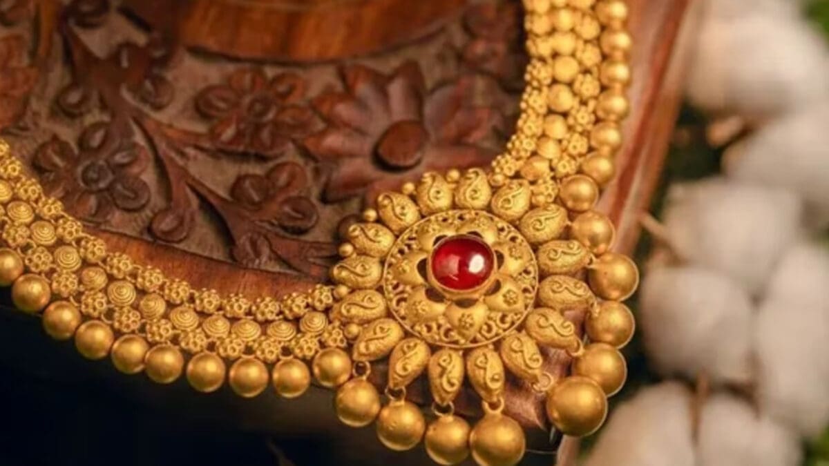 தங்கம் வாங்க காத்திருப்போருக்கு மகிழ்ச்சி செய்தி