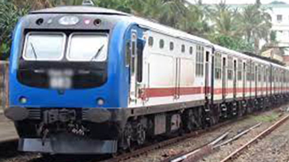 கண்டி எசல பெரஹராவை முன்னிட்டு விசேட தொடருந்து