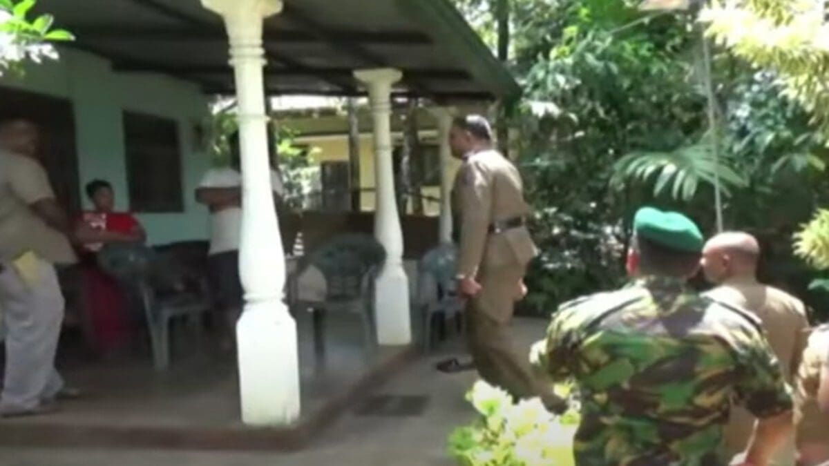 அதிர்ஷ்டலாப சீட்டில் பணப்பரிசு பெற்றவருக்கு கொடுமை