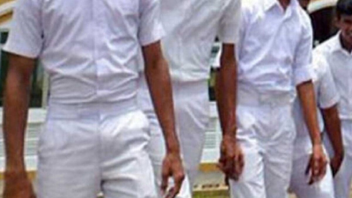 பாடசாலை மாணவர் மீது சரமாரி தாக்குதல்!