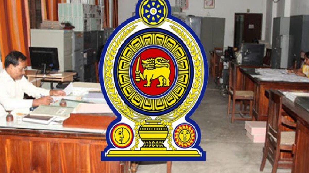 அரச திணைக்களங்களில் கட்டாயமாகும் புதிய நடைமுறை!