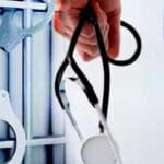 இலங்கையில் கறுப்பு பட்டியலில் சேர்க்கப்பட்டுள்ள வைத்தியர்கள்!