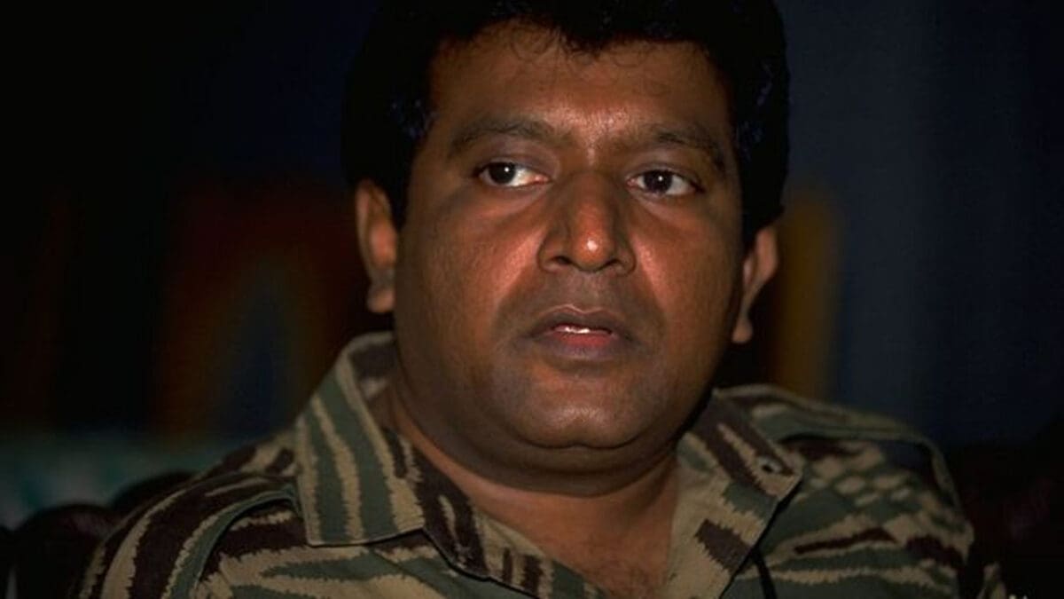 கடைசி வரை போராடி மரணித்த விடுதலைப் புலிகளின் தலைவர்!