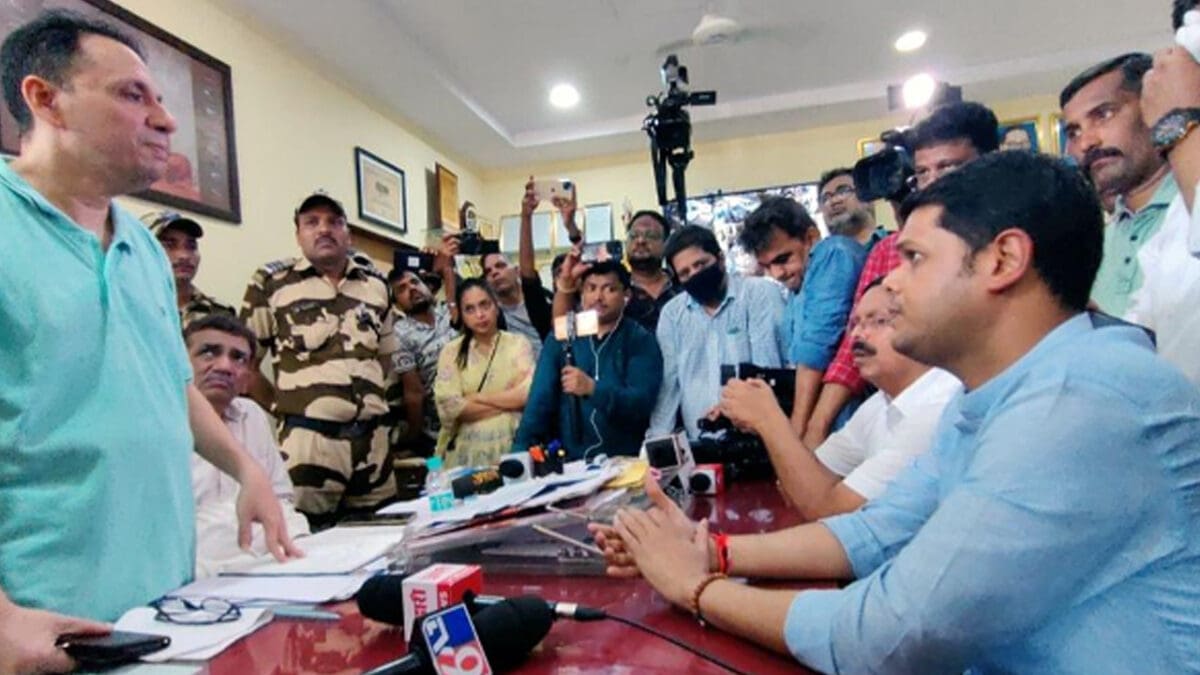 மருத்துவமனை ஒன்றில் 24 மணி நேரத்தில் 18 பேர் பலி!