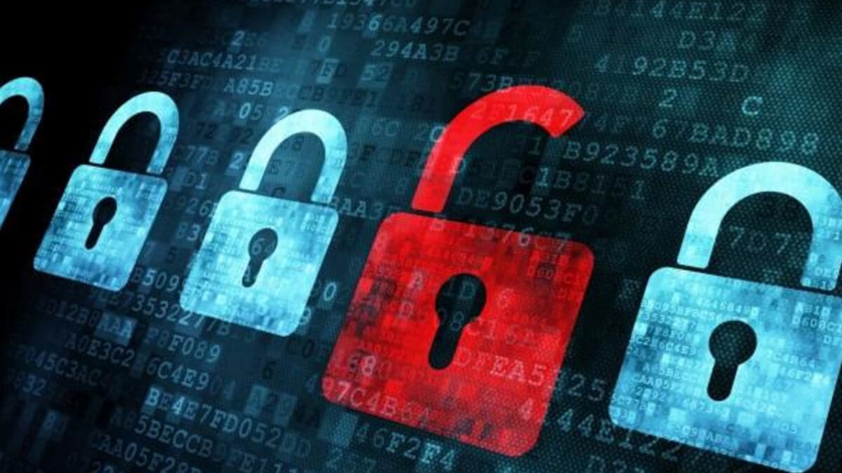 இலங்கை வங்கி கட்டமைப்புக்குள் நுழைந்து கொள்ளையடித்த உக்ரேனிய பெண்