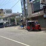 தென்னிலங்கையில் திடீரென குலுங்கிய வீடுகள்