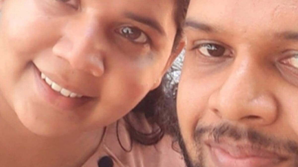 கோர விபத்தில் சிக்கிய இளம் கணவன் - மனைவி பலி