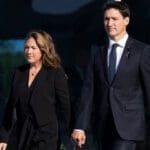 மனைவியை பிரிவதாக அறிவித்த கனடாவின் பிரதமர் - கிண்டலடித்த பத்திரிகைகள்