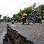 64 magnitude earthquake strikes baculin philippines no tsunami warning issued 1767762531718