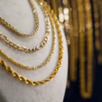 gold chain jewellery
