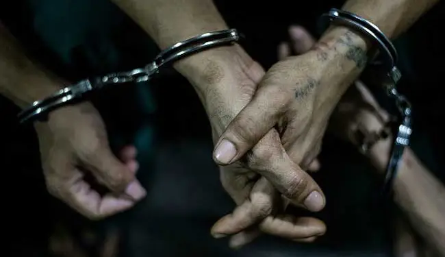 இராணுவம் உட்பட 5 பேர் யாழில் கைது 1