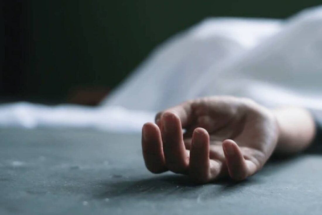 குருநாகலில் செங்கல் ஏற்றிச் சென்ற லொறி கவிழ்ந்து விபத்து: சாரதி உட்பட இருவர் பலி! 1 world 116