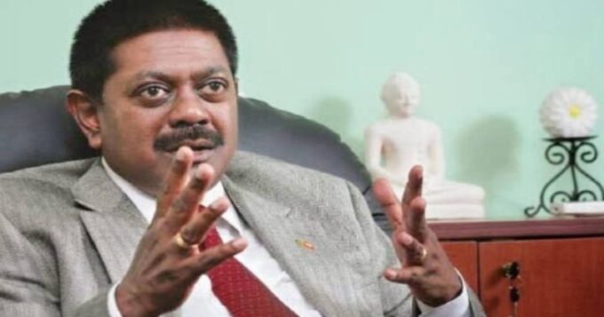 ஜாலிய விக்ரமசூரியவை