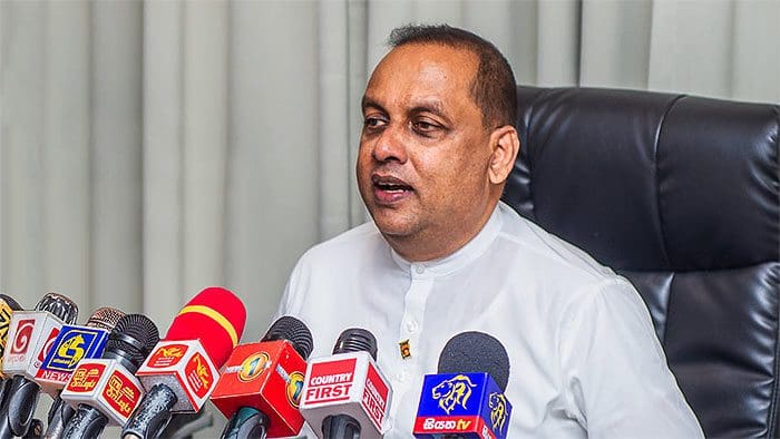 அரசிலிருந்து வெளியேறத் தயார்! - மஹிந்த அமரவீர 1 mahinda amaraweera 6756