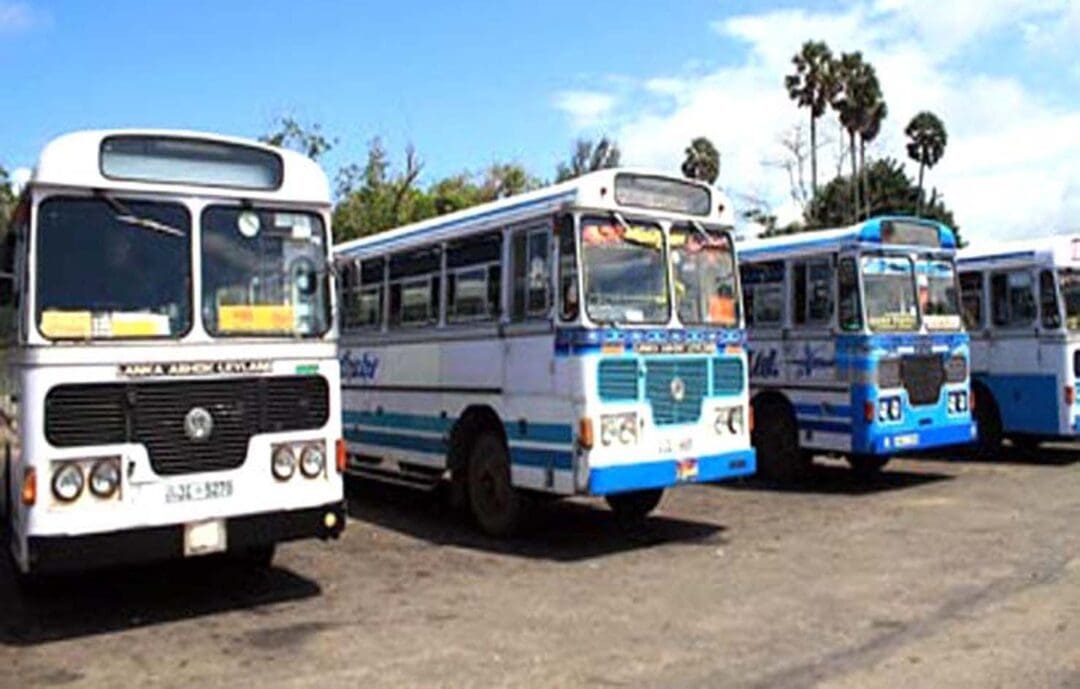 எரிபொருள் பற்றாக்குறையால் யாழில் பேருந்து சேவை தடங்கல்! 1 sri lanka bus 1 scaled