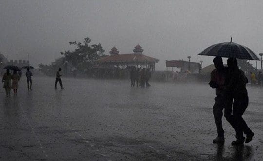 இன்று மாலை இடியுடன் கூடிய மழை பெய்யக்கூடும்! - வளிமண்டலவியல் திணைக்களம் 1 Rain 10
