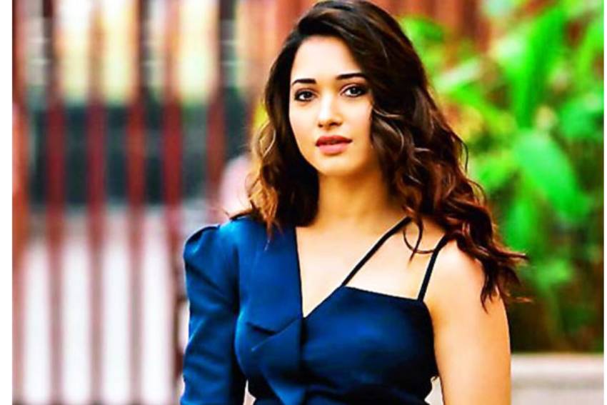 அம்மன் வேடத்தில் வாழை இலையில் உணவு சாப்பிடும் நடிகை! 2 Tamanna
