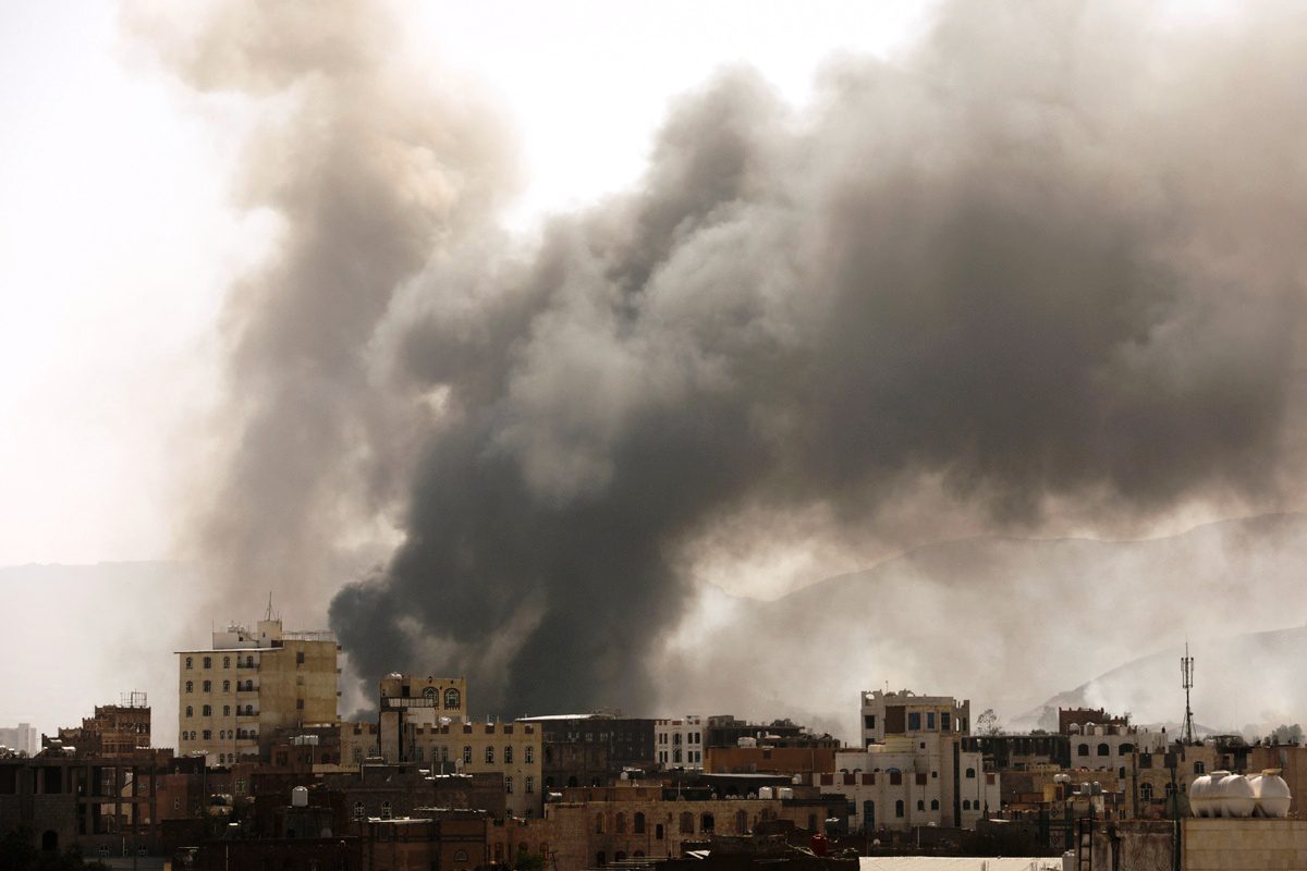 ஹவுதி கிளர்ச்சியாளர்களை கொன்ற ஏமன்-சவுதி கூட்டுப்படை! 1 airstrikes