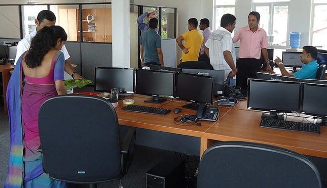 பணிப் பகிஷ்கரிப்பில் ஈடுபடவுள்ள அரச பணியாளர்கள்! 1 cc96d0ea office