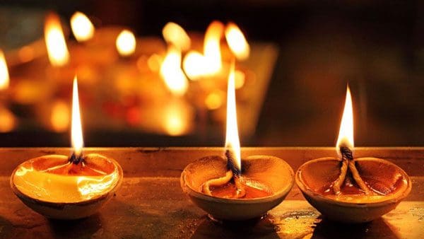 முல்லைத்தீவில் இராணுவத்தினரால் மக்களிடையே ஏற்பட்ட பதற்றநிலை! 2 diwali 679 1571638039 1605507165 1606472776