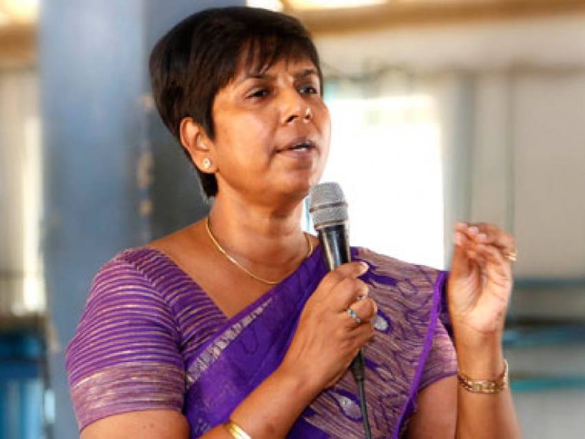 சஜித்துடன் இணையவில்லை - சுதர்ஷினி மறுப்பு! 1 sutharshini fernando pillai.jpg