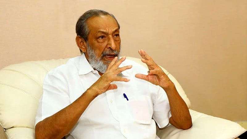 நீதி கிடைக்கும்வரை அமைச்சு பணிகளை முன்னெடுக்கமாட்டேன்! - வாசுதேவ விடாப்பிடி 1 Vasudeva Nanayakkara