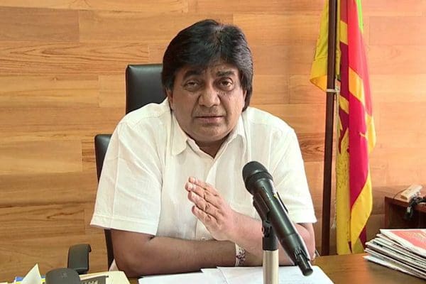 சர்வதேச நாணய நிதியத்தை நாடுவதே சிறந்த வழி - டிலான் பெரேரா 1 dilan perera