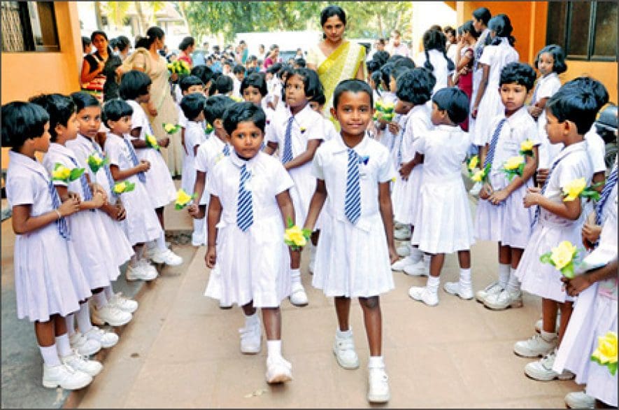 முதலாம் வகுப்புக்கான கற்றல் நடவடிக்கை ஏப்ரலில் ஆரம்பம்! 1 grade one students
