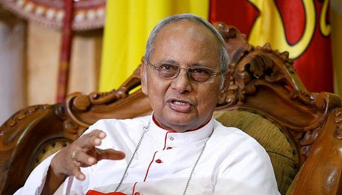 நாட்டுக்கு மாற்றம் அவசியம்! - அரசுக்கு எதிரான போராட்டத்தில் பேராயர் 1 melkam