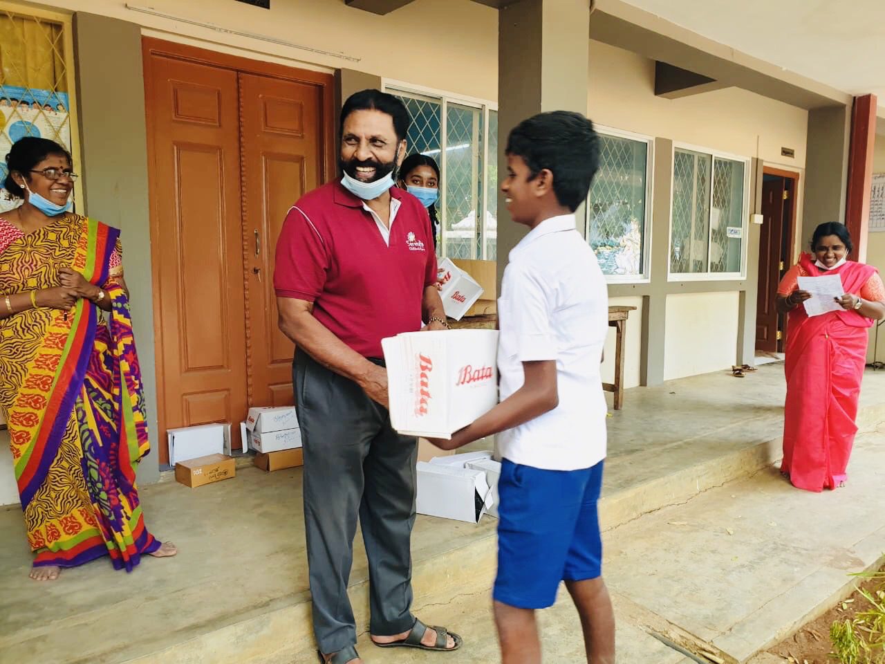 செரண்டிப் சிறுவர் இல்லத்தினரால் உதவிகள்!! 4 viber image 2021 12 21 20 29 42 614