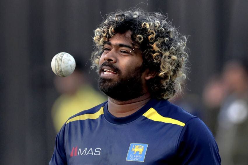 இலங்கை அணியின் பந்துவீச்சு பயிற்றுவிப்பாளராக லசித் மலிங்க 1 Malinga Ball AP 570 8501