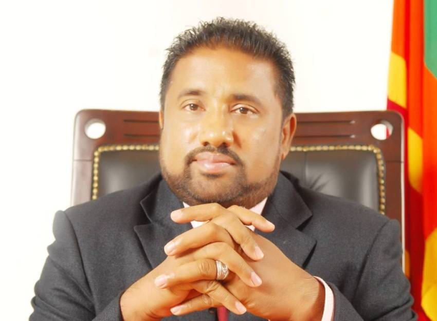 வைகோல் பட்டறை நாய் போலவே சஜித்தின் செயற்பாடுகள்! 1 Rohitha Abeygunawardena