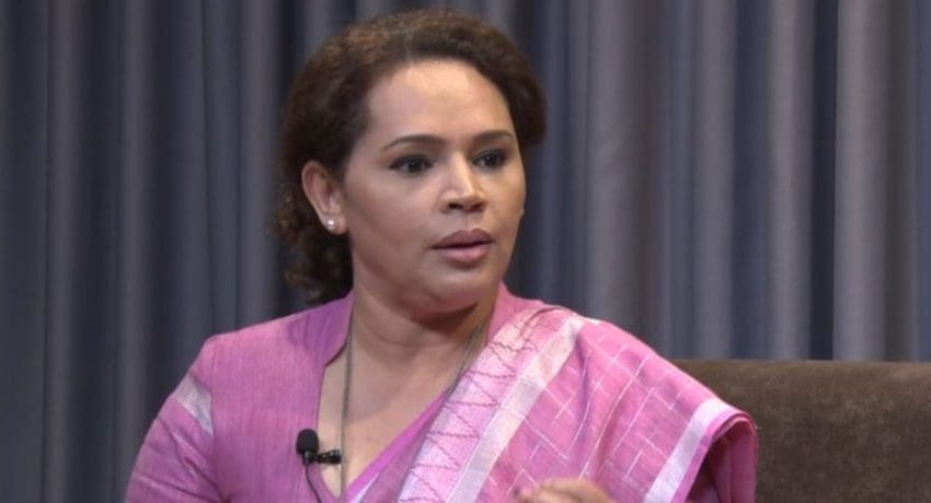 வெளிநாட்டு பயணத் தடை நீடிப்பு! 1 diana gamage