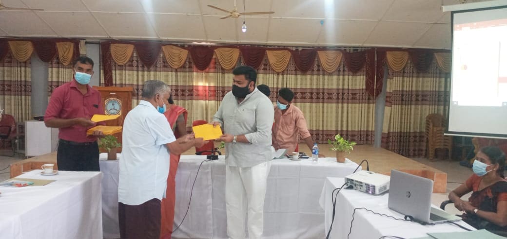 அங்கஜன் தலைமையில் வலிமேற்கில் திட்ட தெரிவு!! 1 WhatsApp Image 2022 02 01 at 1.52.29 PM 1