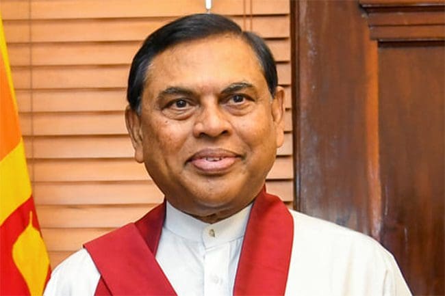 வரிசை யுகத்தை நீக்கியவர் ரணில்! - புகழும் பசில் 1 basil 1