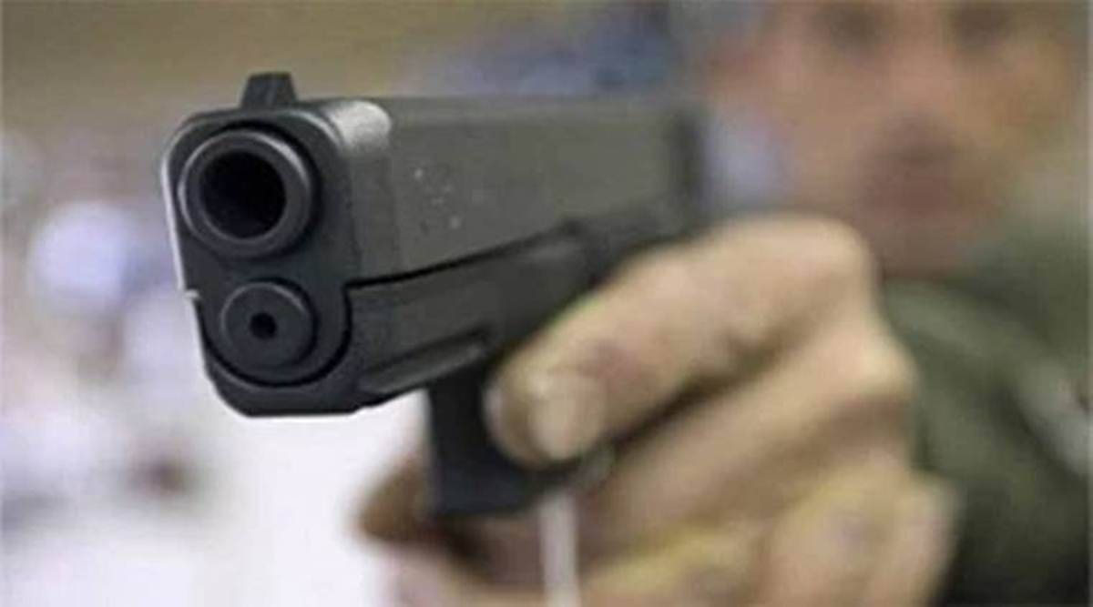 பொலிஸ் என்கவுண்டரில் ஒருவர் உயிரிழப்பு!! 1 gun shot 1200 1