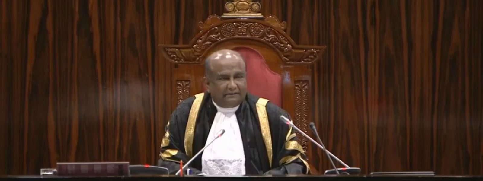 'சூம்' வழியாக இன்று கட்சித் தலைவர்கள் கூட்டம்! - சபாநாயகர் அறிவிப்பு 1 சபாநாயகர் மஹிந்த யாப்பா அபேவர்தன