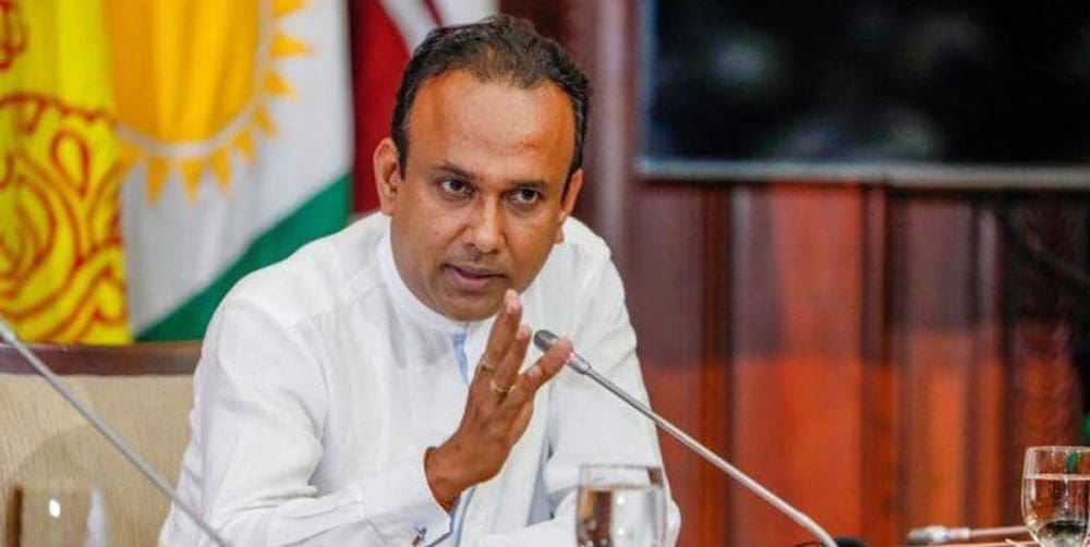 உரிய அனுமதியின்றி தென்னை மரம் வெட்டத் தடை! - அரசு அறிவிப்பு 1 ரமேஷ் பத்திரண