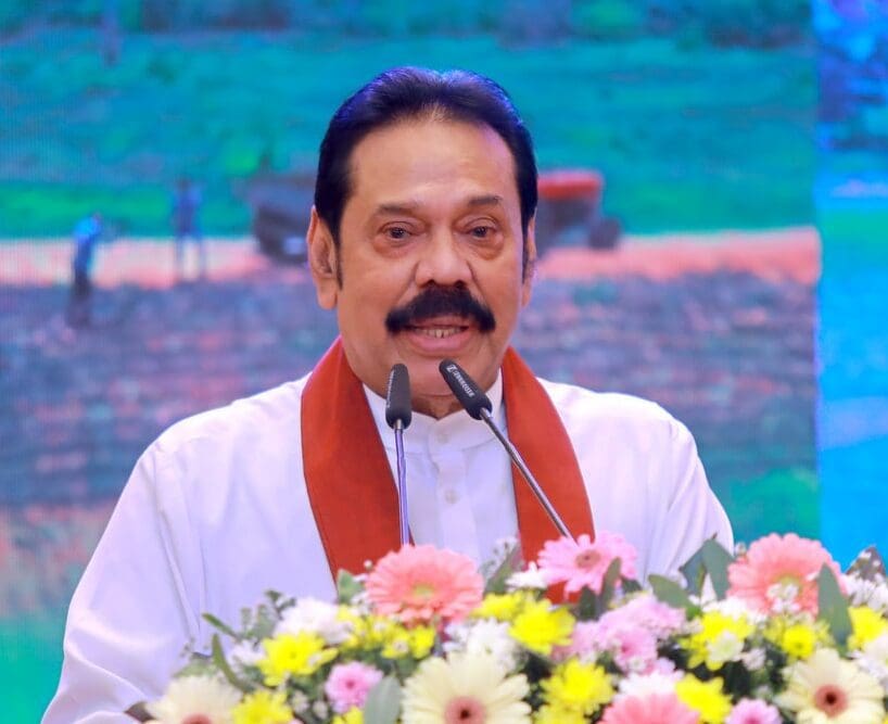 மஹிந்த இன்றிரவு விசேட உரை! - அரசியல் களத்தில் பெரும் பரபரப்பு 1 mahinda e1649666546721