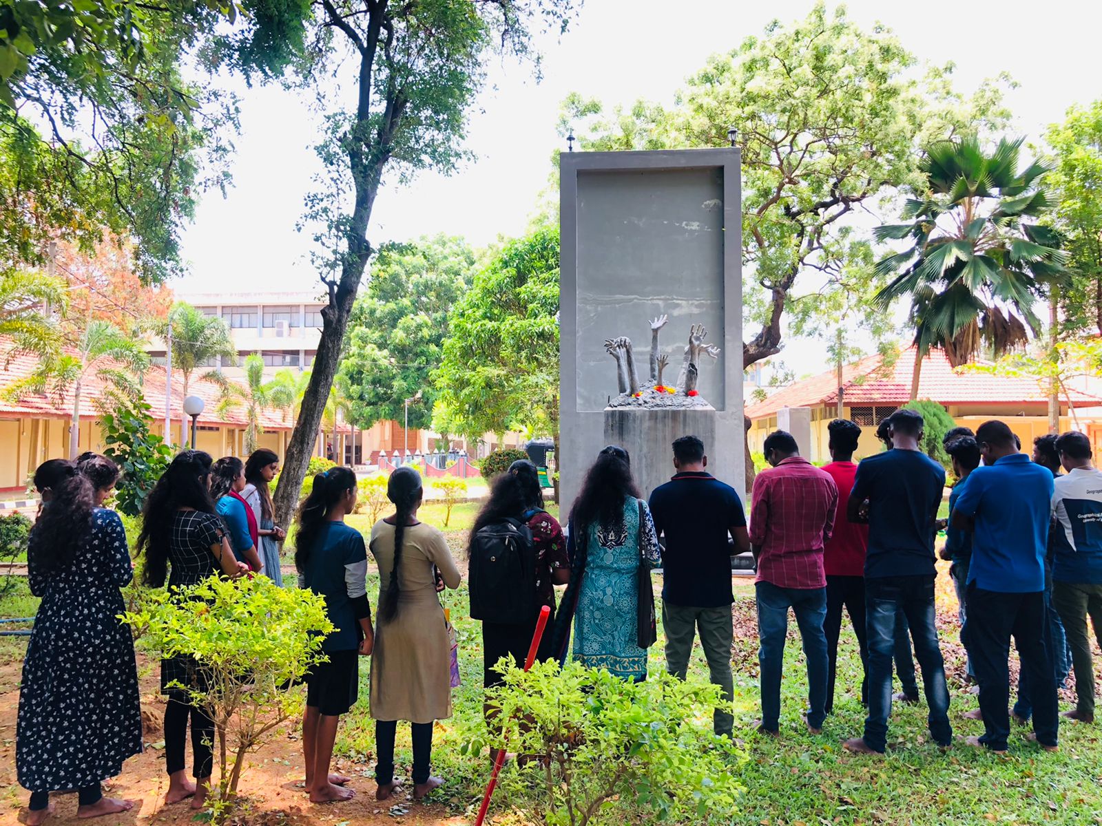 யாழ். பல்கலையில் முள்ளிவாய்க்கால் நினைவேந்தல் அனுஷ்டிப்பு! 6 IMG 20220512 WA0057