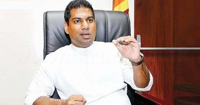 சம்பிக்க விரும்பினால் அமைச்சுப் பதவியை ஒப்படைக்கத் தயார்! - காஞ்சன அதிரடி 1 காஞ்சன விஜேசேகர