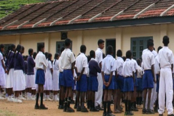 மீண்டும் கொரோனா பரவல்! - பாடசாலைகள் தொடர்பில் அறிவிப்பு 1 school