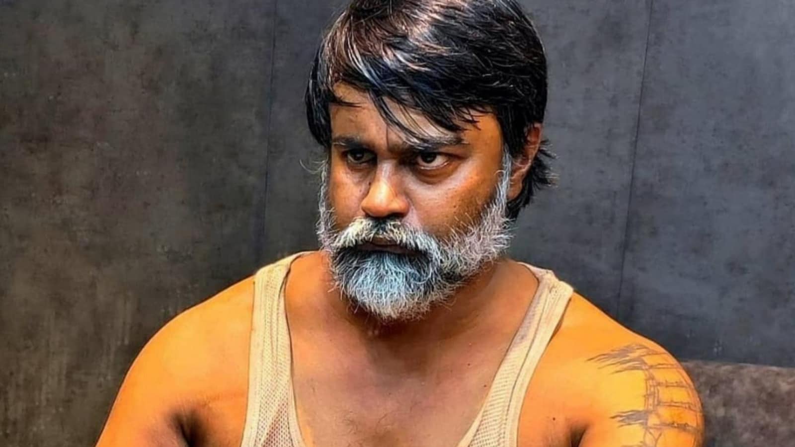 செல்வராகவன் படத்தின் புதிய அப்டேட்! மிரட்டல் லுக்கில் வெளியானது 2 untitled design 1 126 164345765716x9 1
