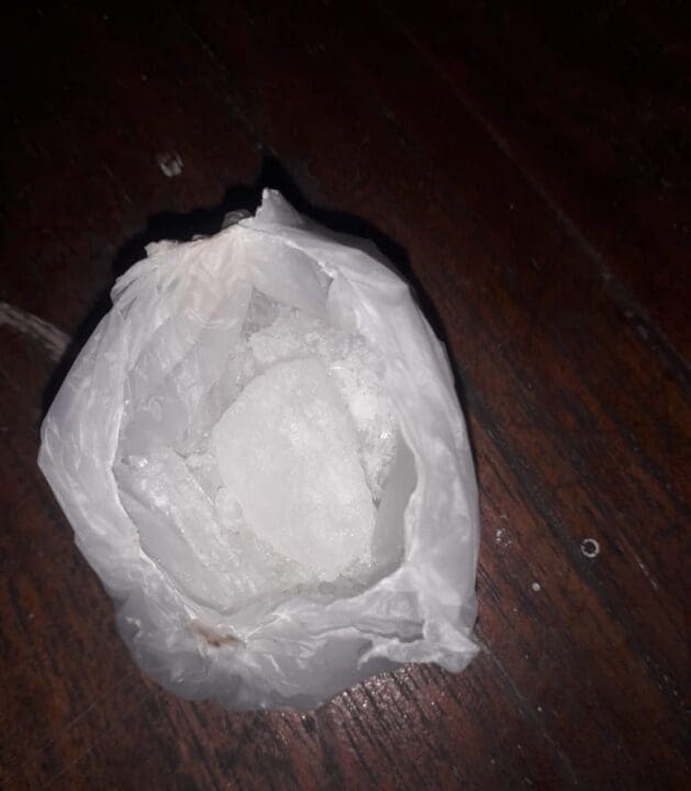 ஐஸ் கடத்த முயன்றவர் யாழில் கைது! 1 IMG 20220707 WA0106 1