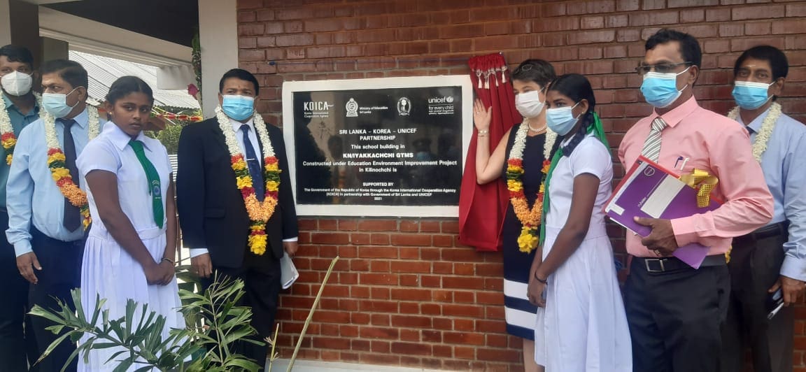 இயக்கச்சி அரசினர் தமிழ் கலவன் பாடசாலையின் புதிய கட்டட தொகுதி திறந்துவைப்பு 2 IMG 20220726 WA0089