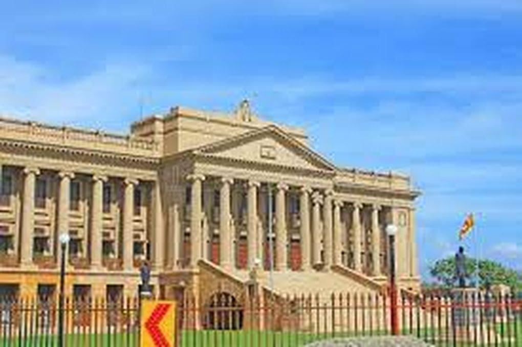 ஜனாதிபதி செயலகத்தின் பணிகள் மீண்டும் ஆரம்பம்! 1 Presidential Secretariat